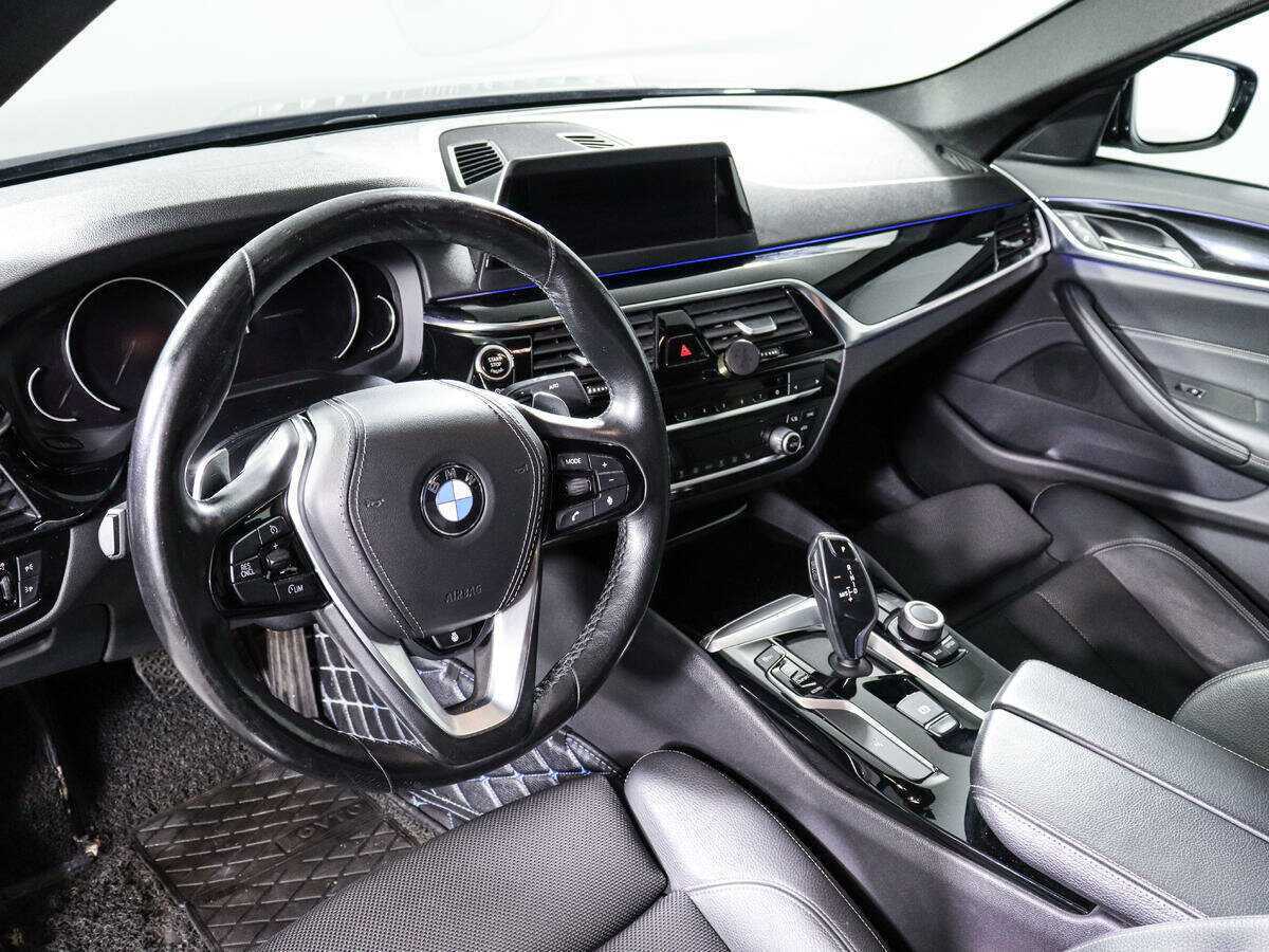 Купить BMW 5 серии с пробегом. Фото: #11