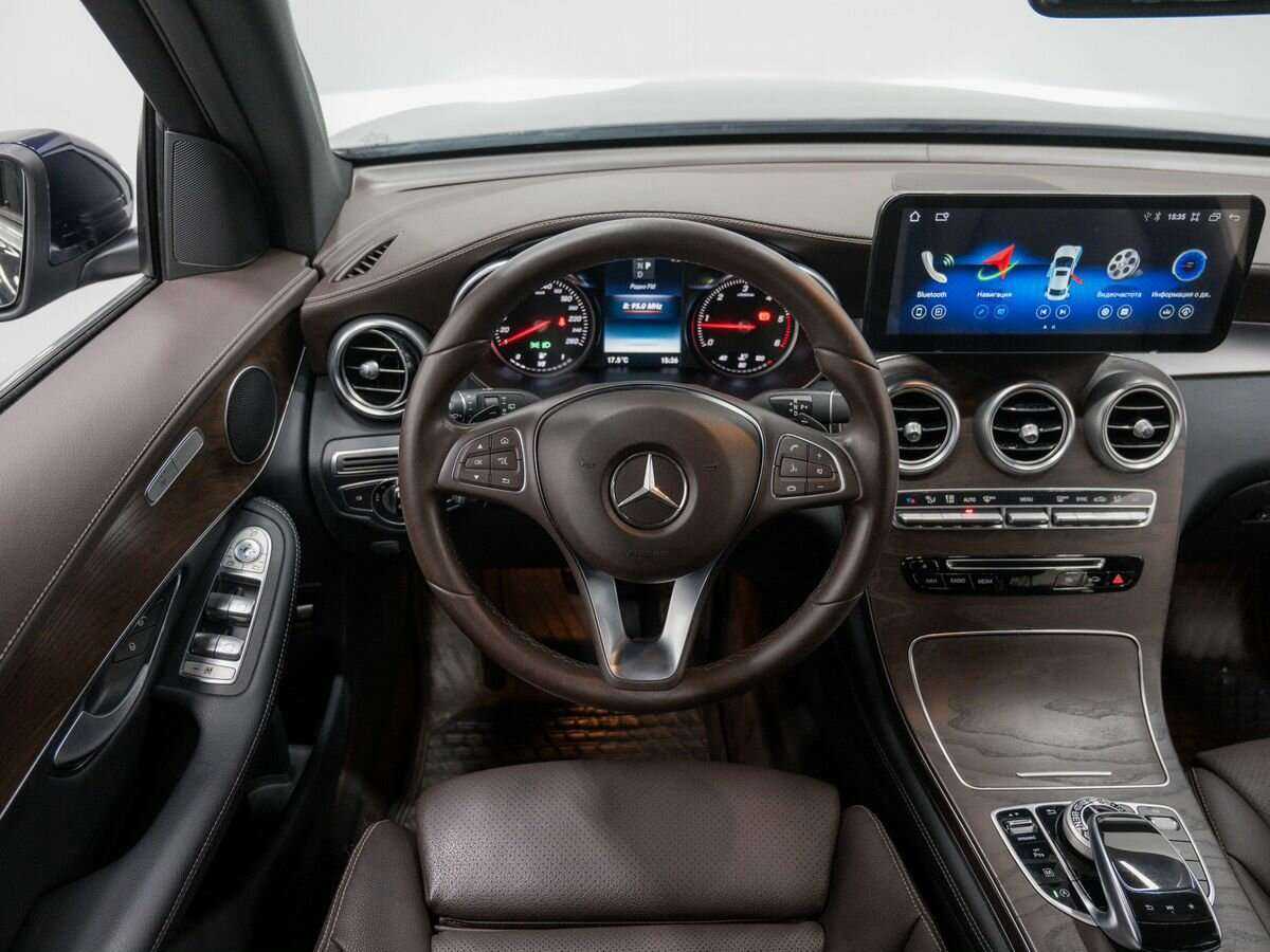 Купить Mercedes-Benz GLC с пробегом. Фото: #10