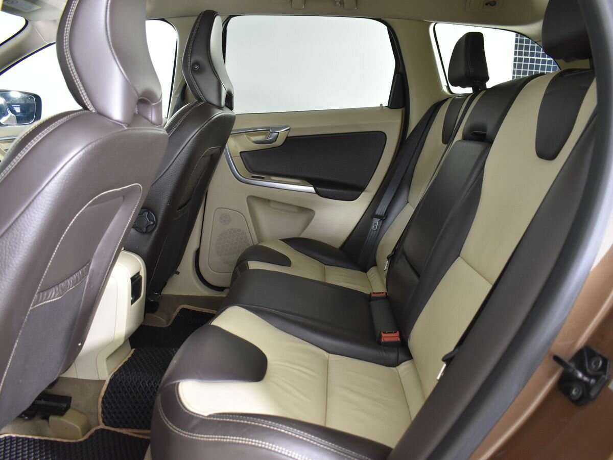 Купить Volvo XC60 с пробегом. Фото: #14