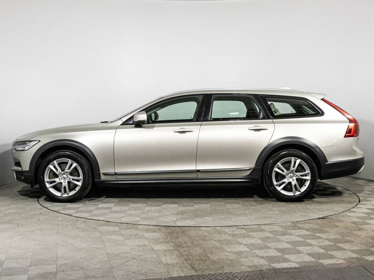 Купить Volvo V90 Cross Country с пробегом. Фото: #7