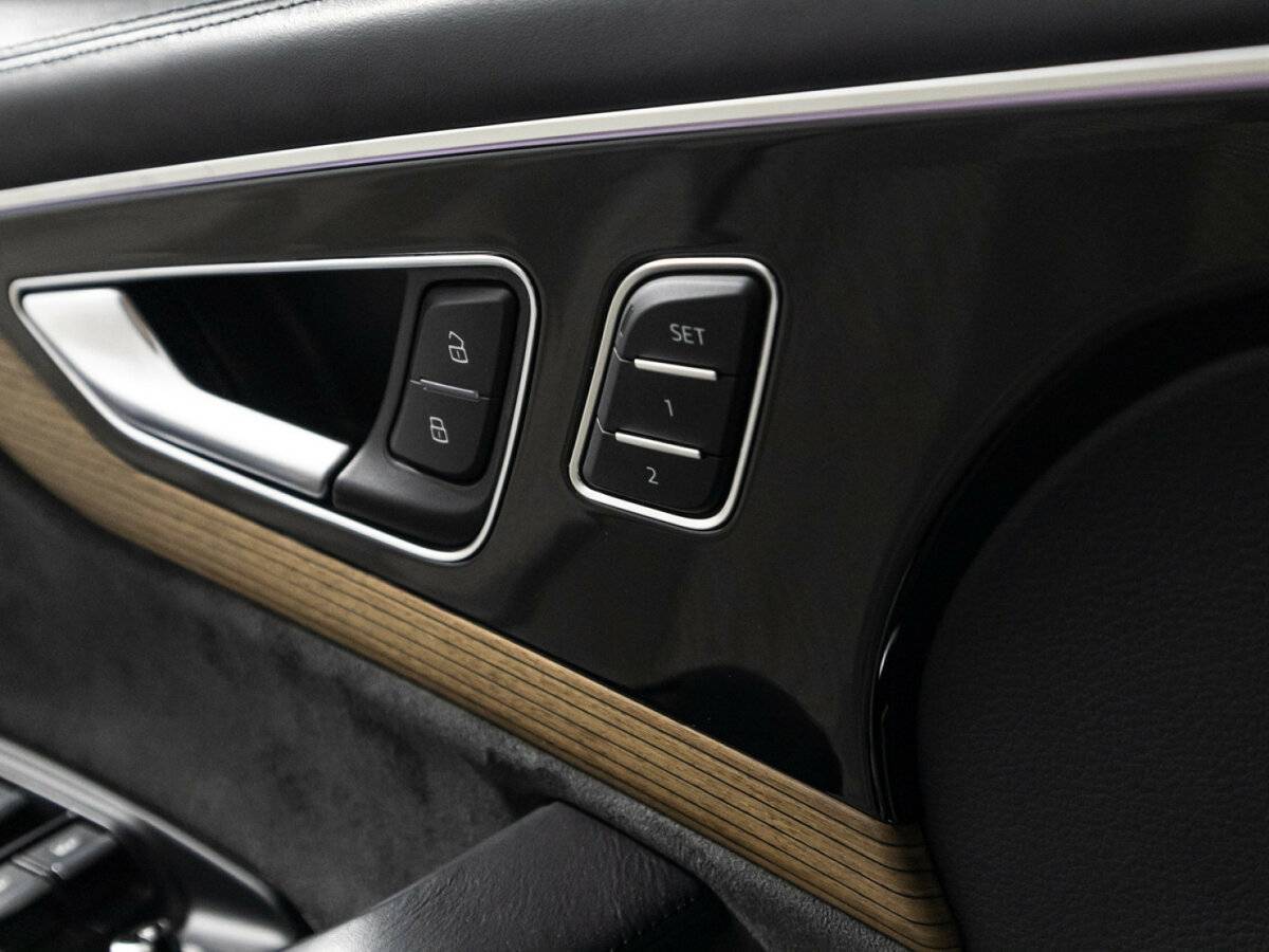 Купить Audi Q7 с пробегом. Фото: #17