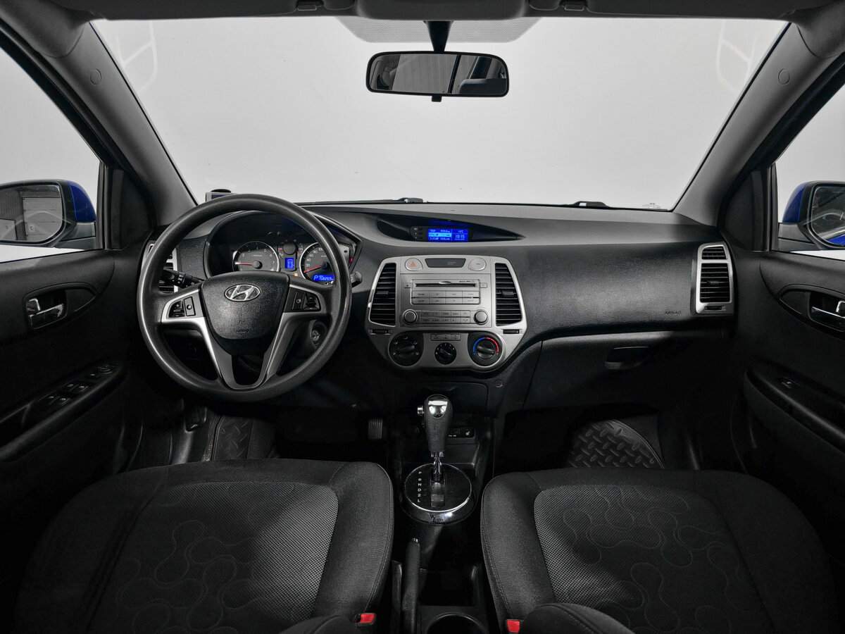 Купить Hyundai i20 с пробегом. Фото: #9
