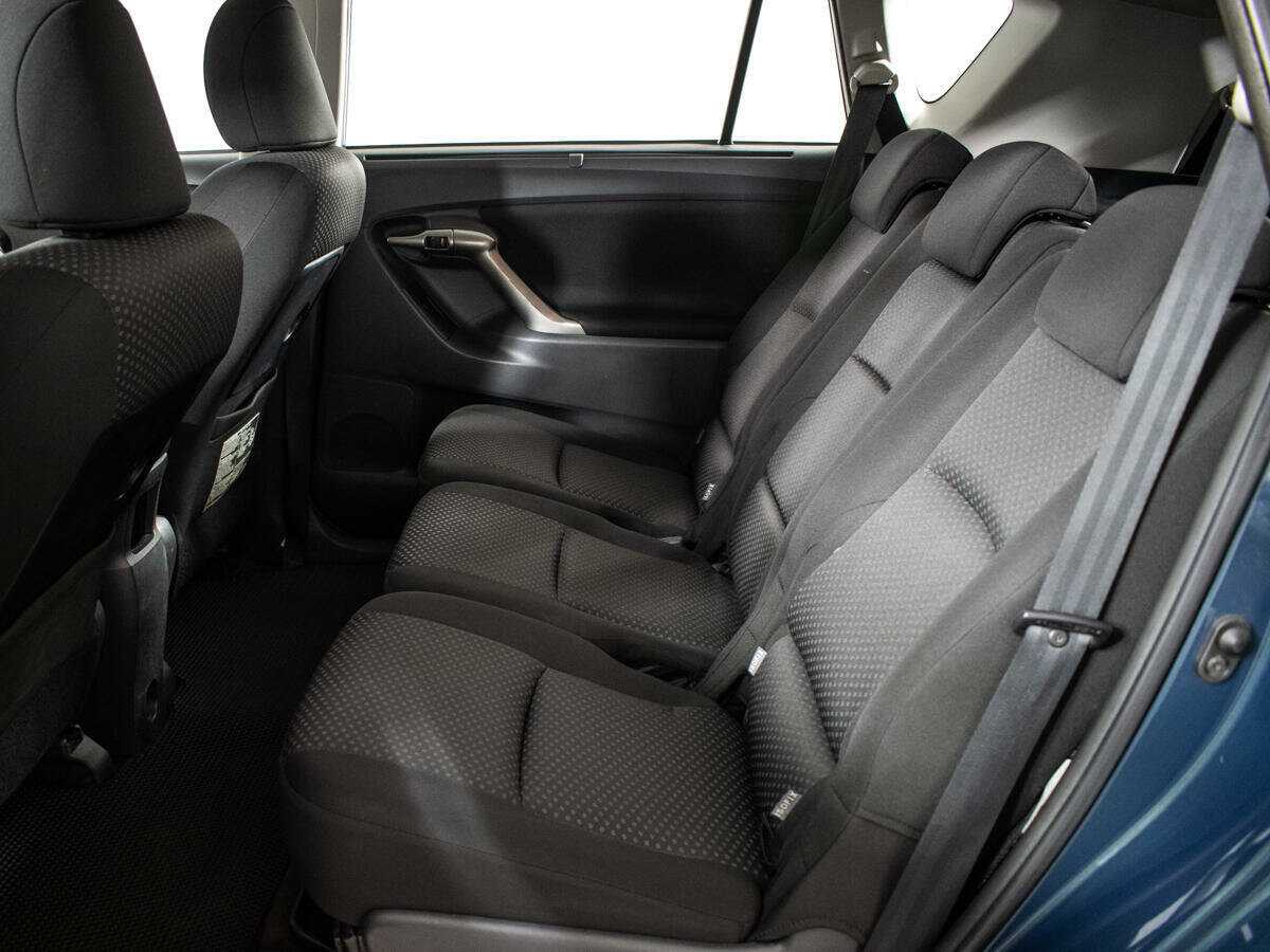 Купить Toyota Verso с пробегом. Фото: #10