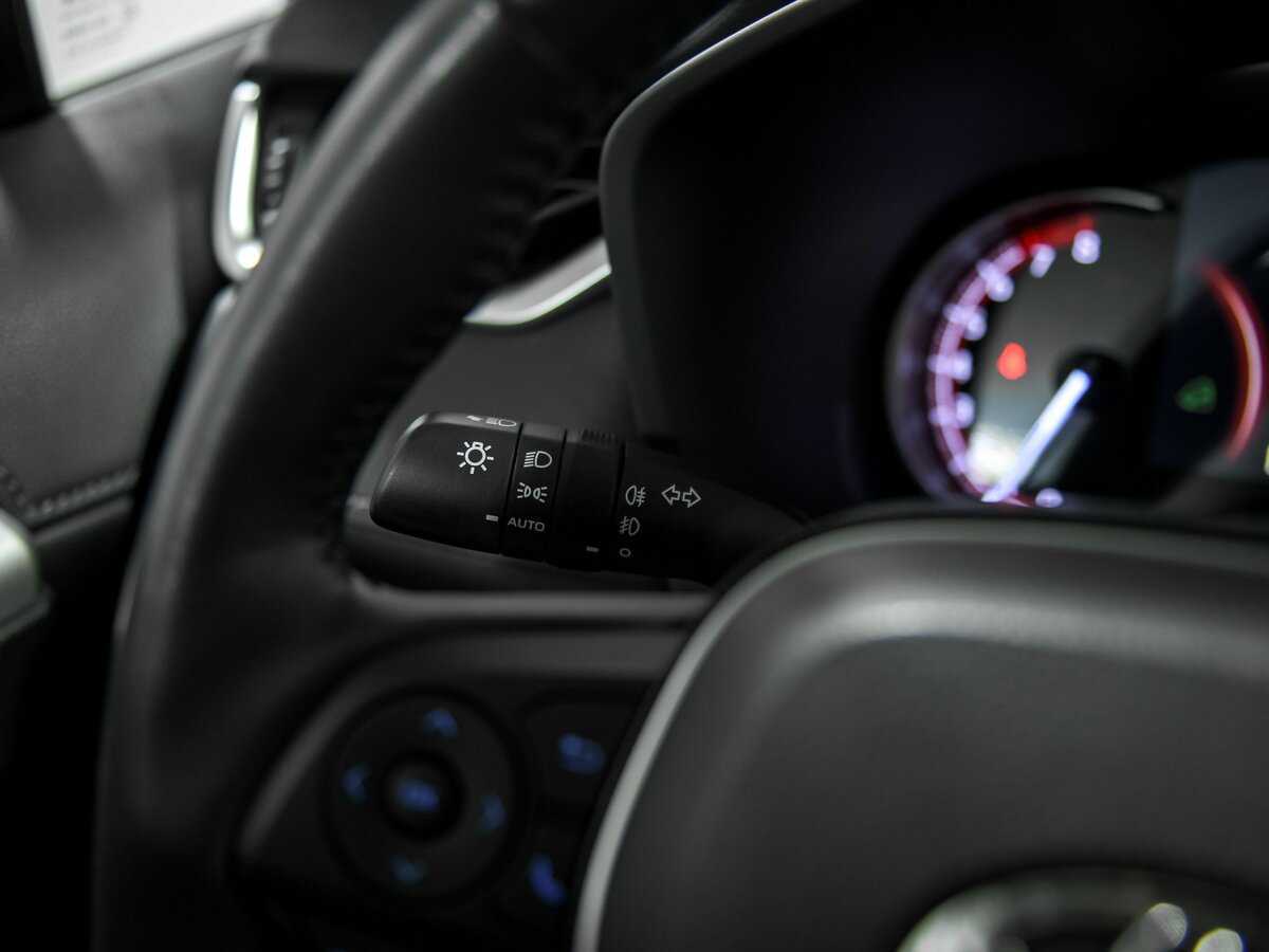 Купить Toyota RAV4 с пробегом. Фото: #7