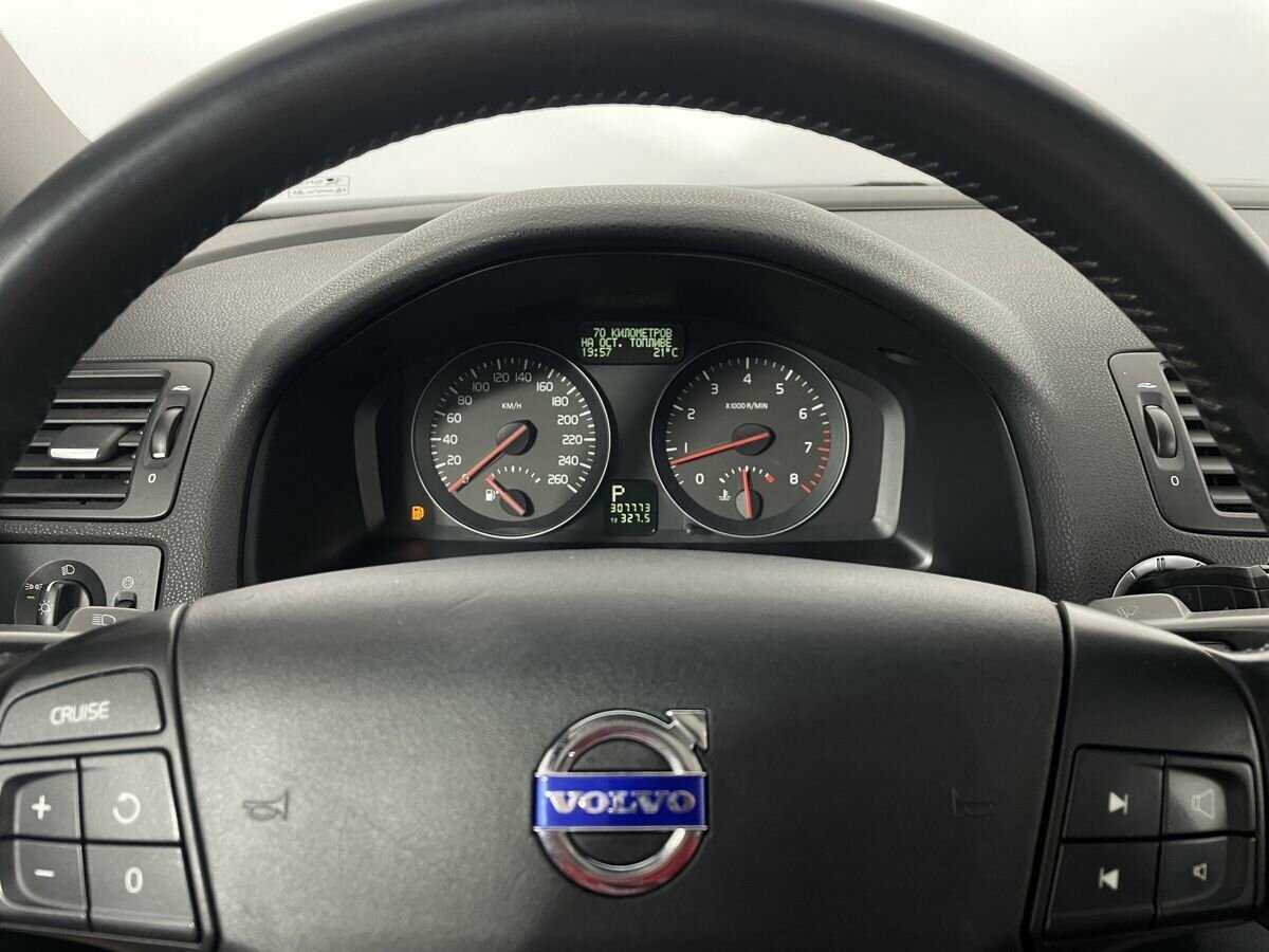Купить Volvo S40 с пробегом. Фото: #10