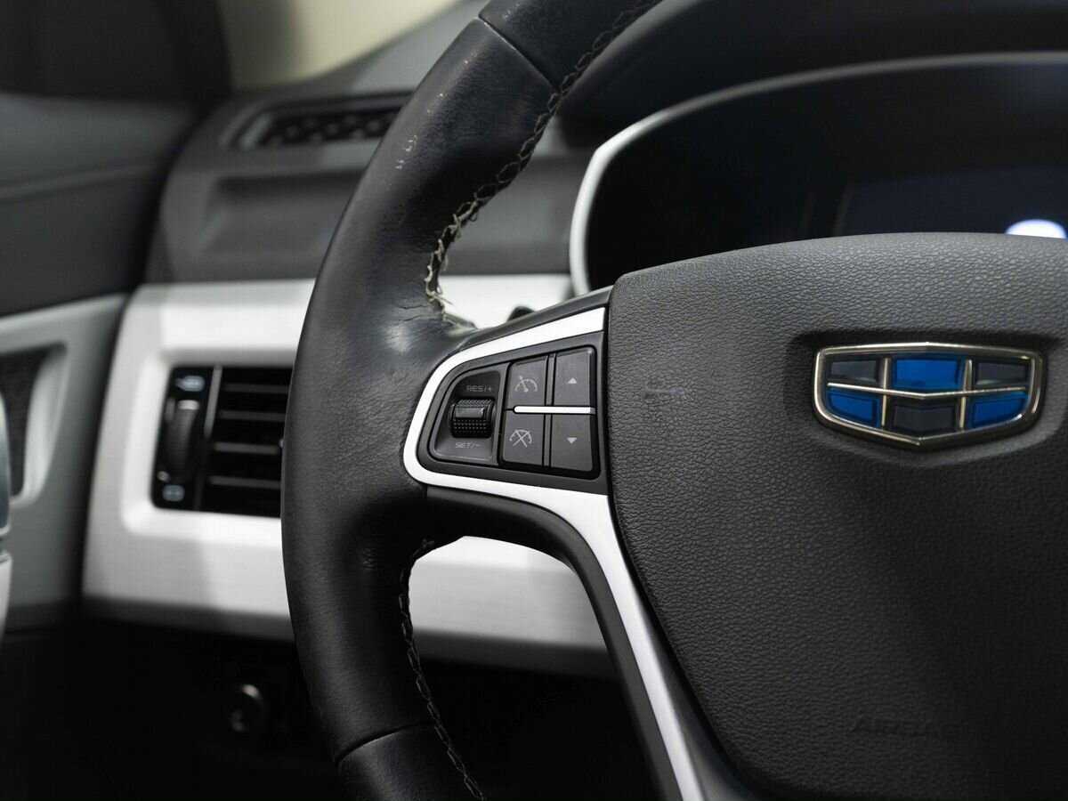 Купить Geely Atlas с пробегом. Фото: #17
