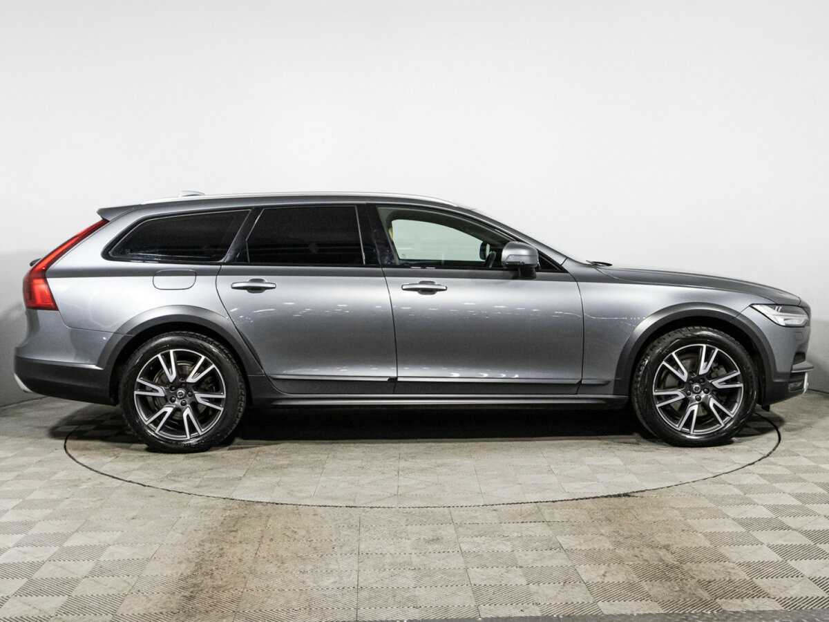 Купить Volvo V90 Cross Country с пробегом. Фото: #3