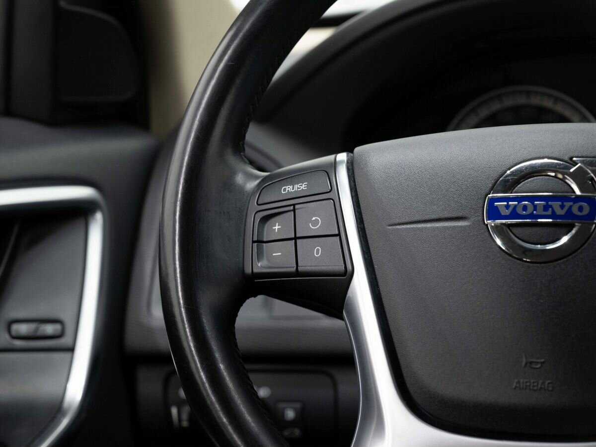 Купить Volvo XC60 с пробегом. Фото: #14