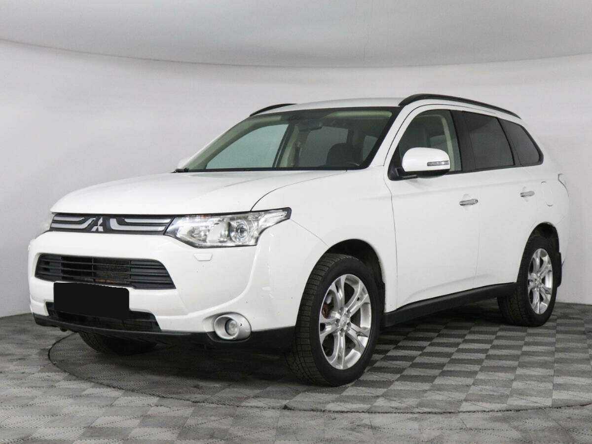 Купить Mitsubishi Outlander с пробегом. Фото: #0
