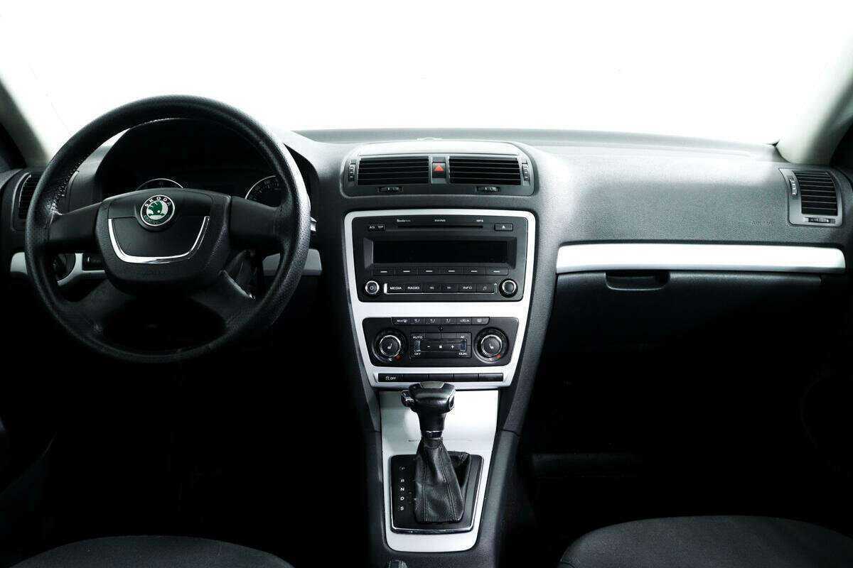 Купить Skoda Octavia с пробегом. Фото: #10