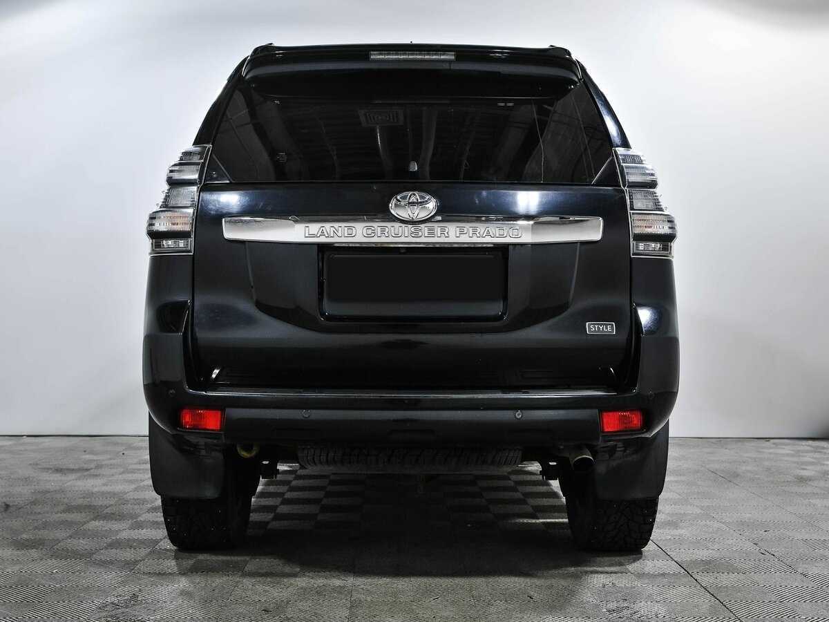 Купить Toyota Land Cruiser Prado с пробегом. Фото: #4
