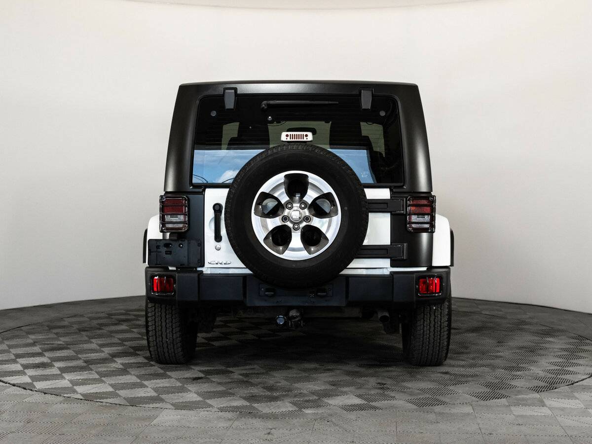 Купить Jeep Wrangler с пробегом. Фото: #7