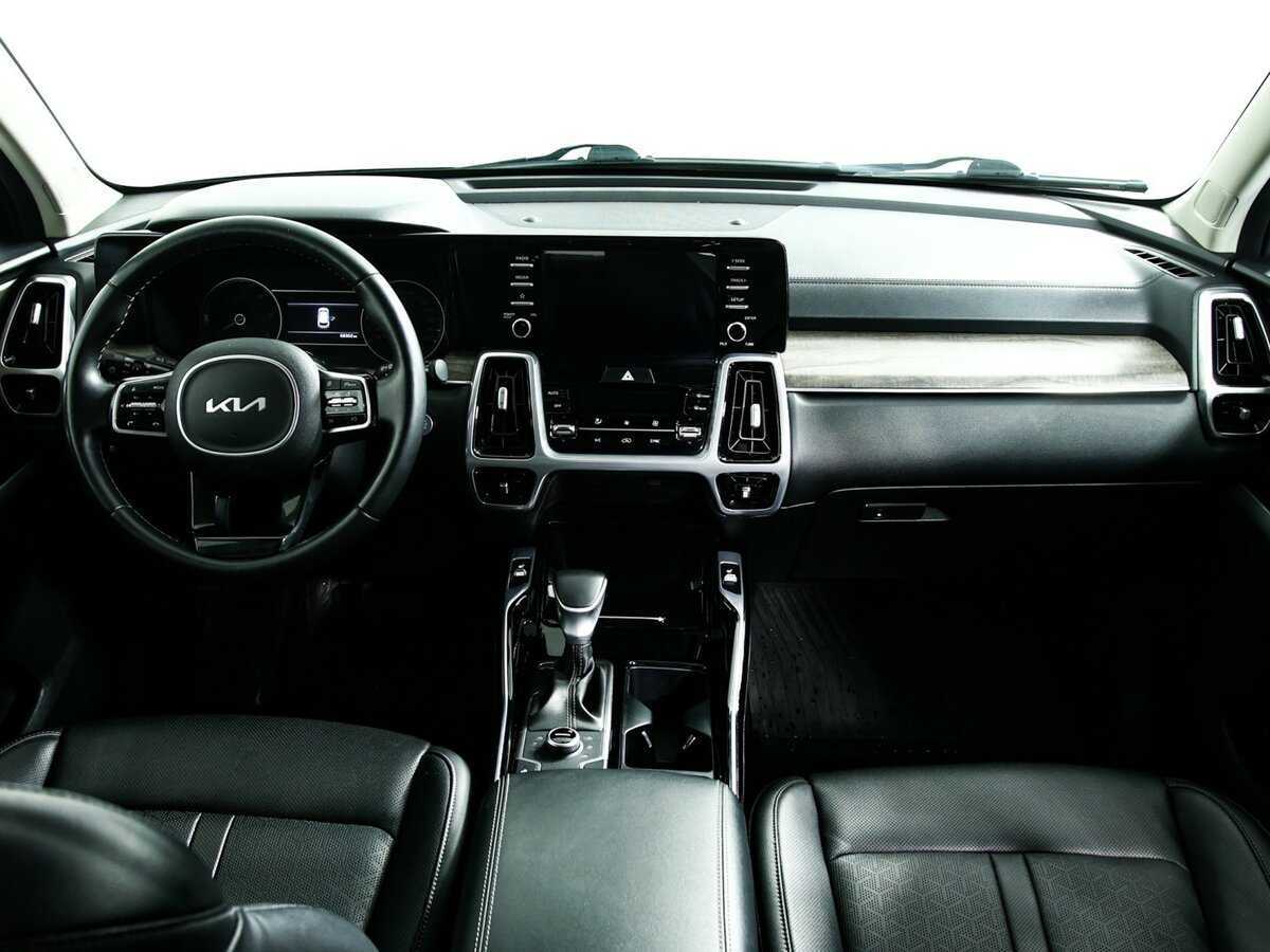 Купить Kia Sorento с пробегом. Фото: #8