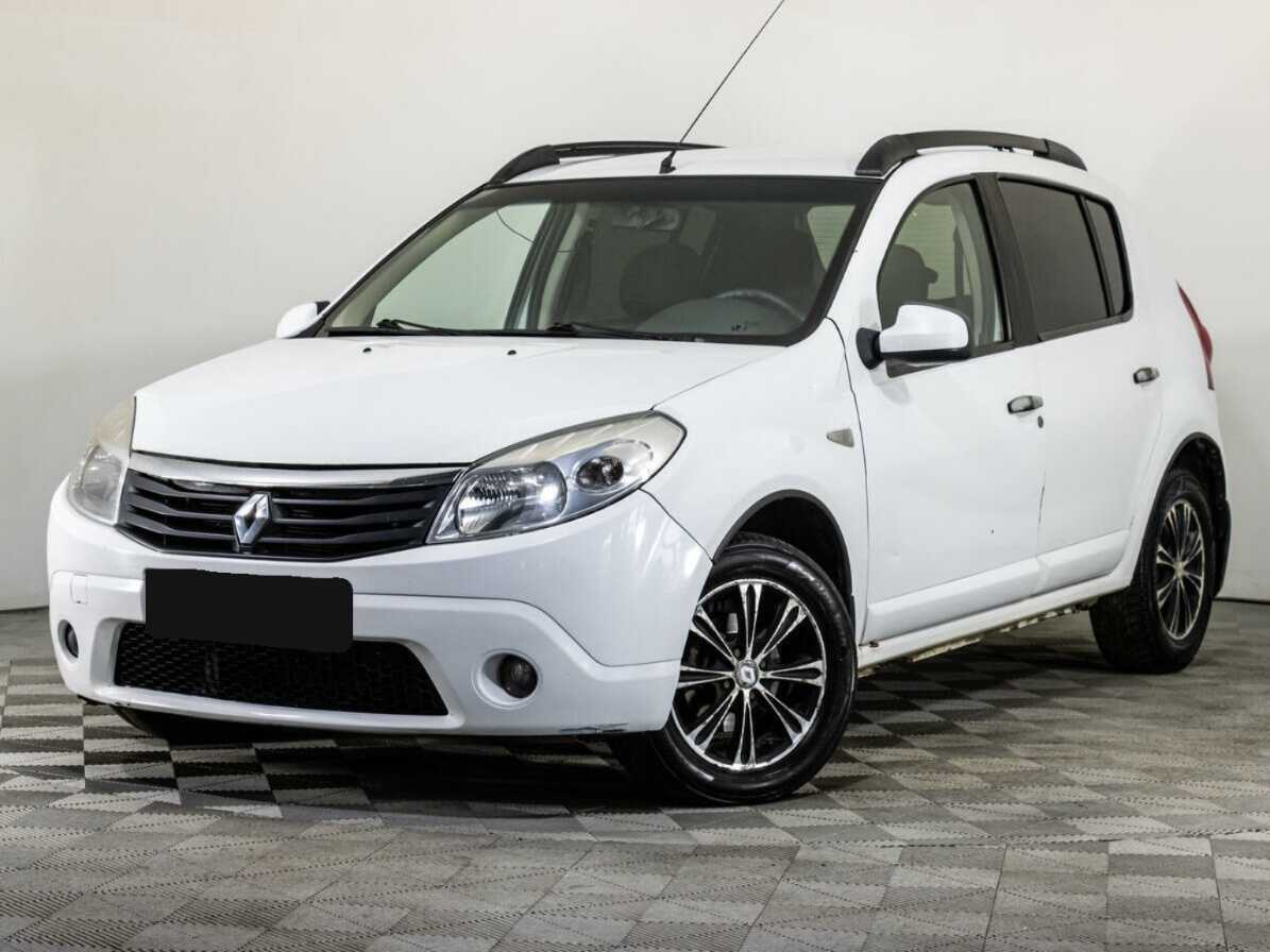 Купить Renault Sandero с пробегом. Посмотреть фото