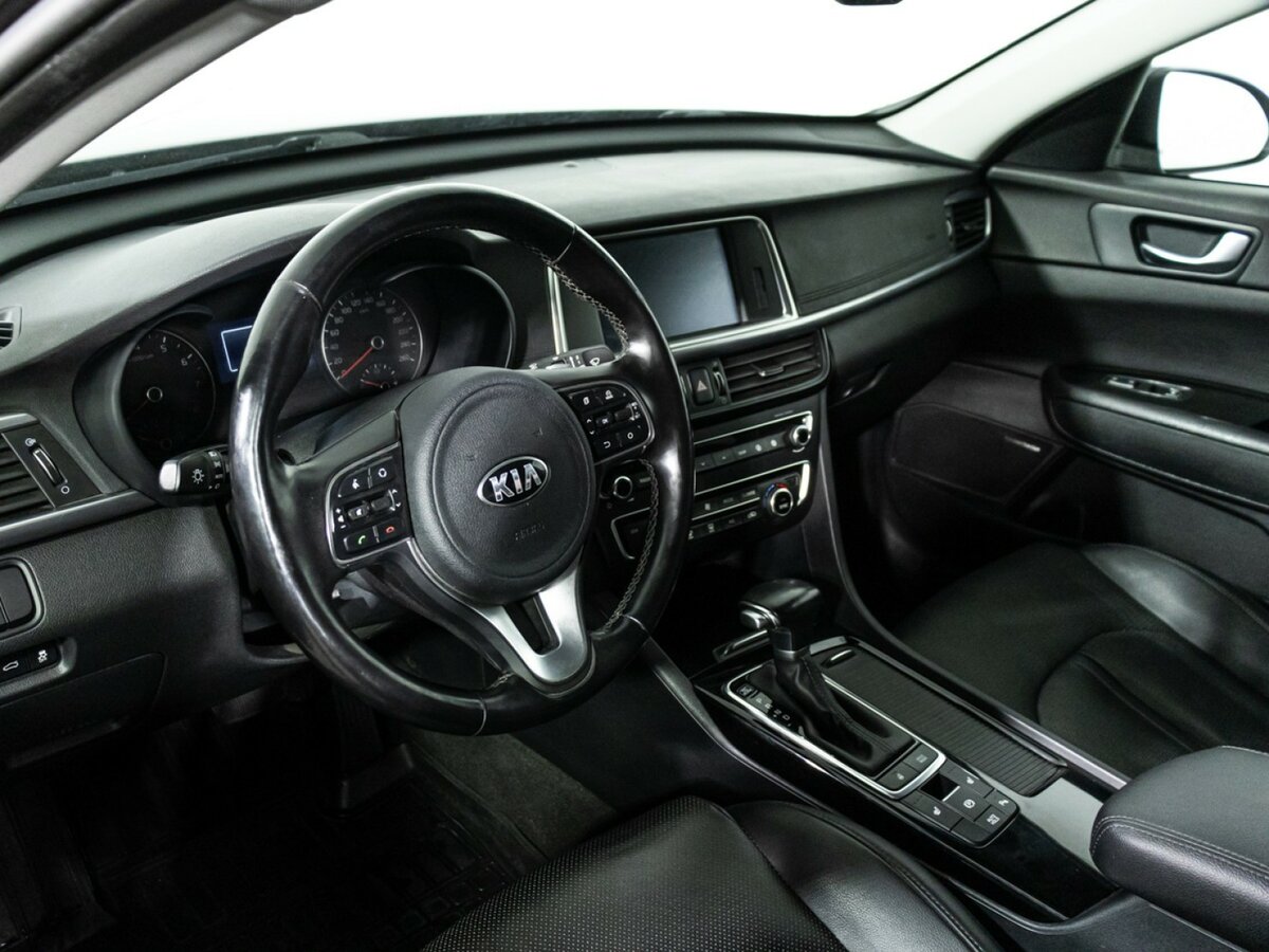 Купить Kia Optima с пробегом. Фото: #10
