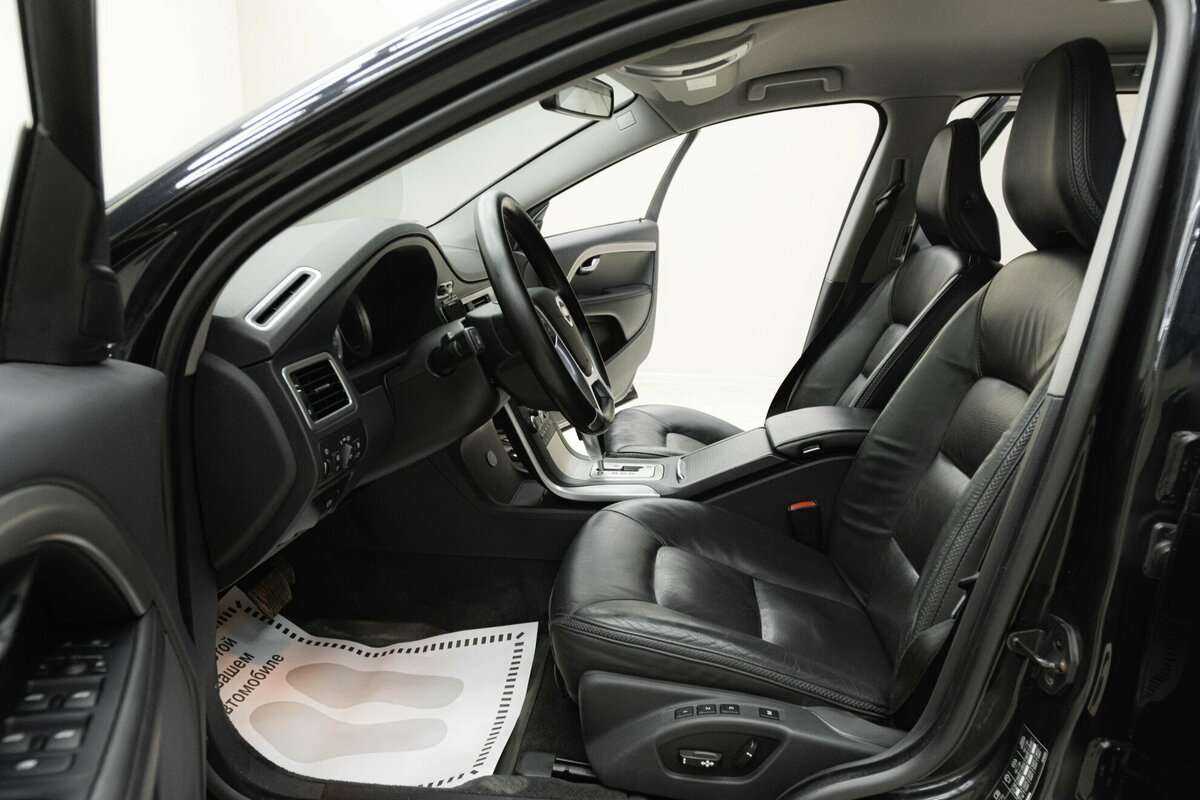 Купить Volvo XC70 с пробегом. Фото: #8