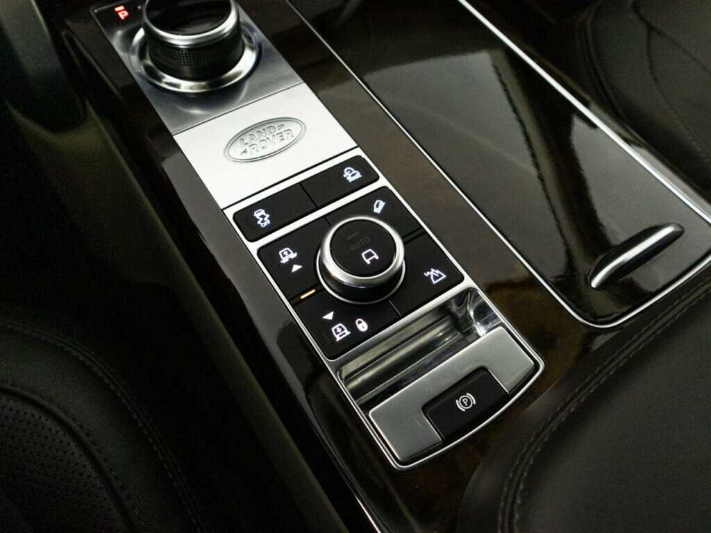Купить Land Rover Range Rover с пробегом. Фото: #20