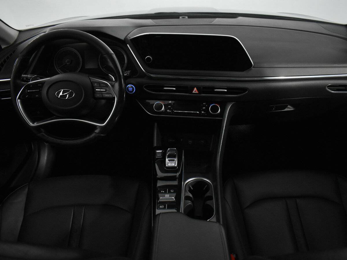 Купить Hyundai Sonata с пробегом. Фото: #9