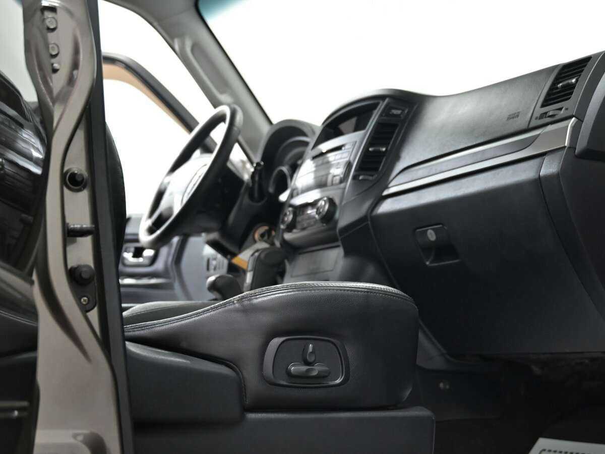 Купить Mitsubishi Pajero с пробегом. Фото: #9