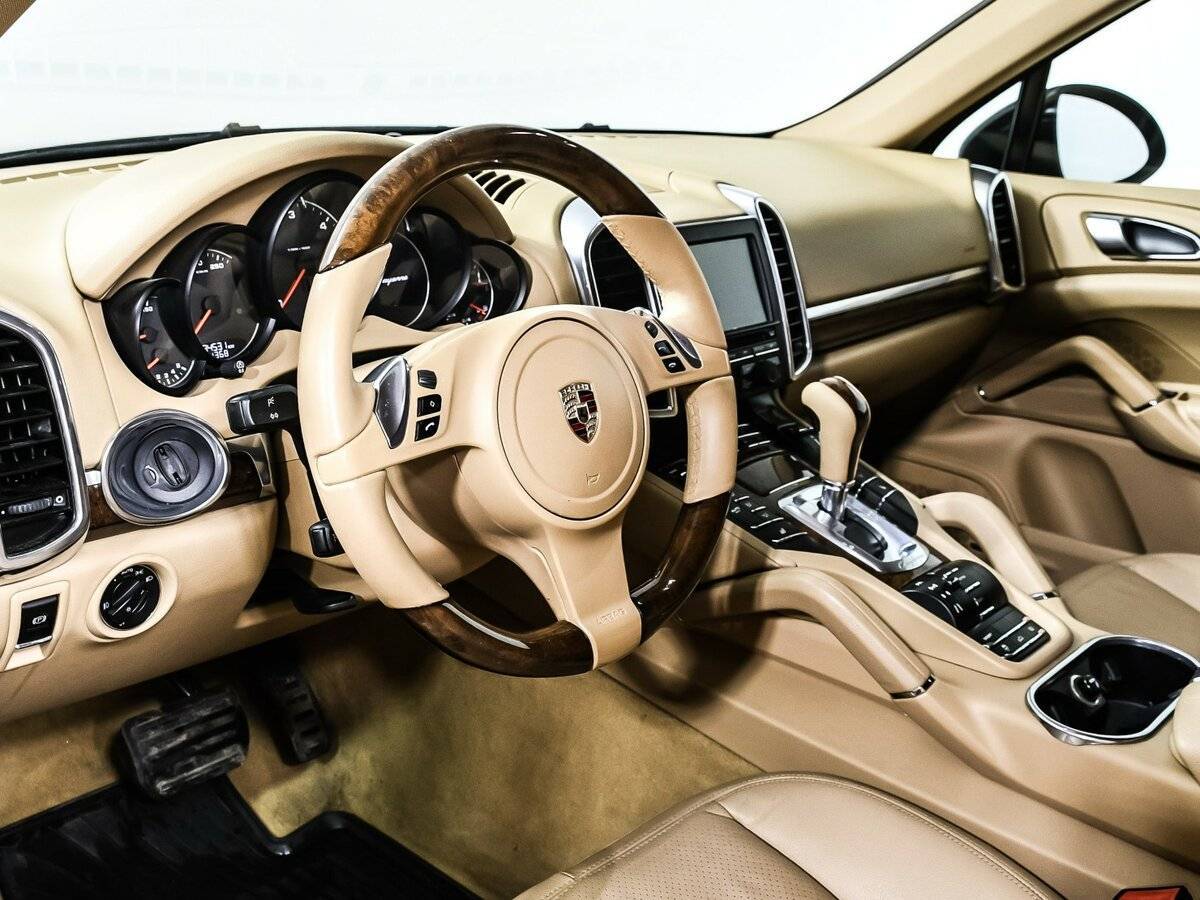 Купить Porsche Cayenne с пробегом. Фото: #11