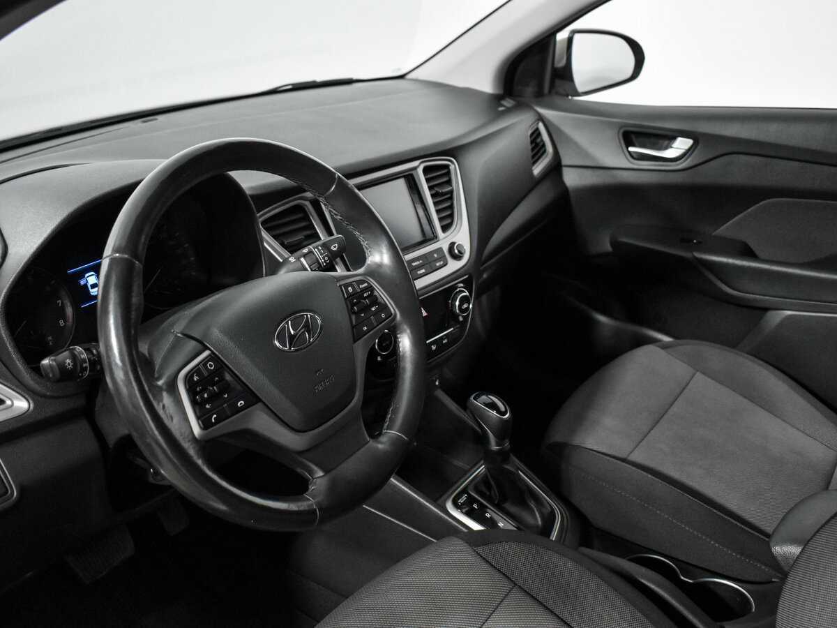 Купить Hyundai Solaris с пробегом. Фото: #8