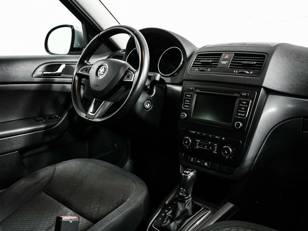 Купить Skoda Yeti с пробегом. Фото: #8