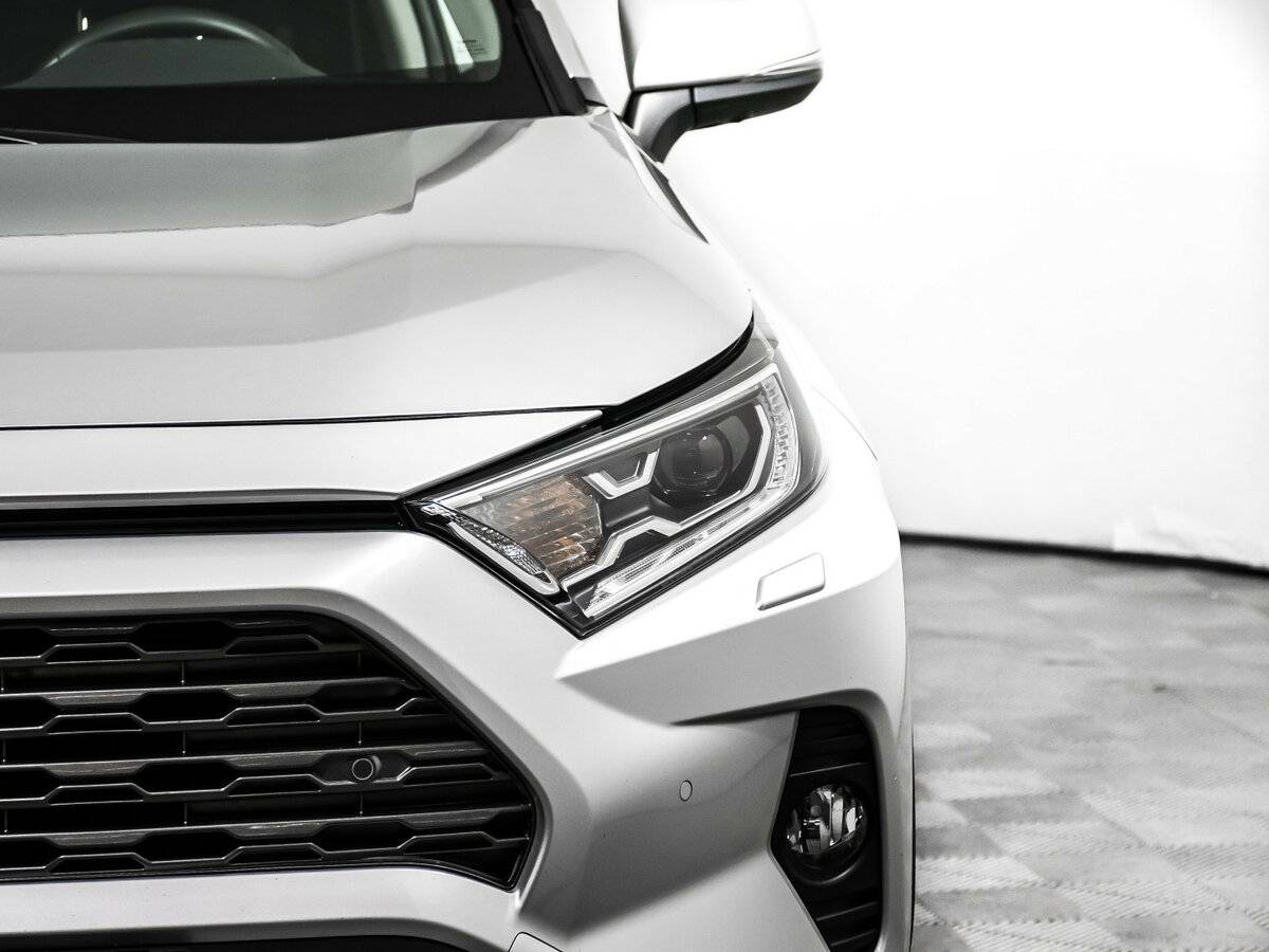 Купить Toyota RAV4 с пробегом. Фото: #15