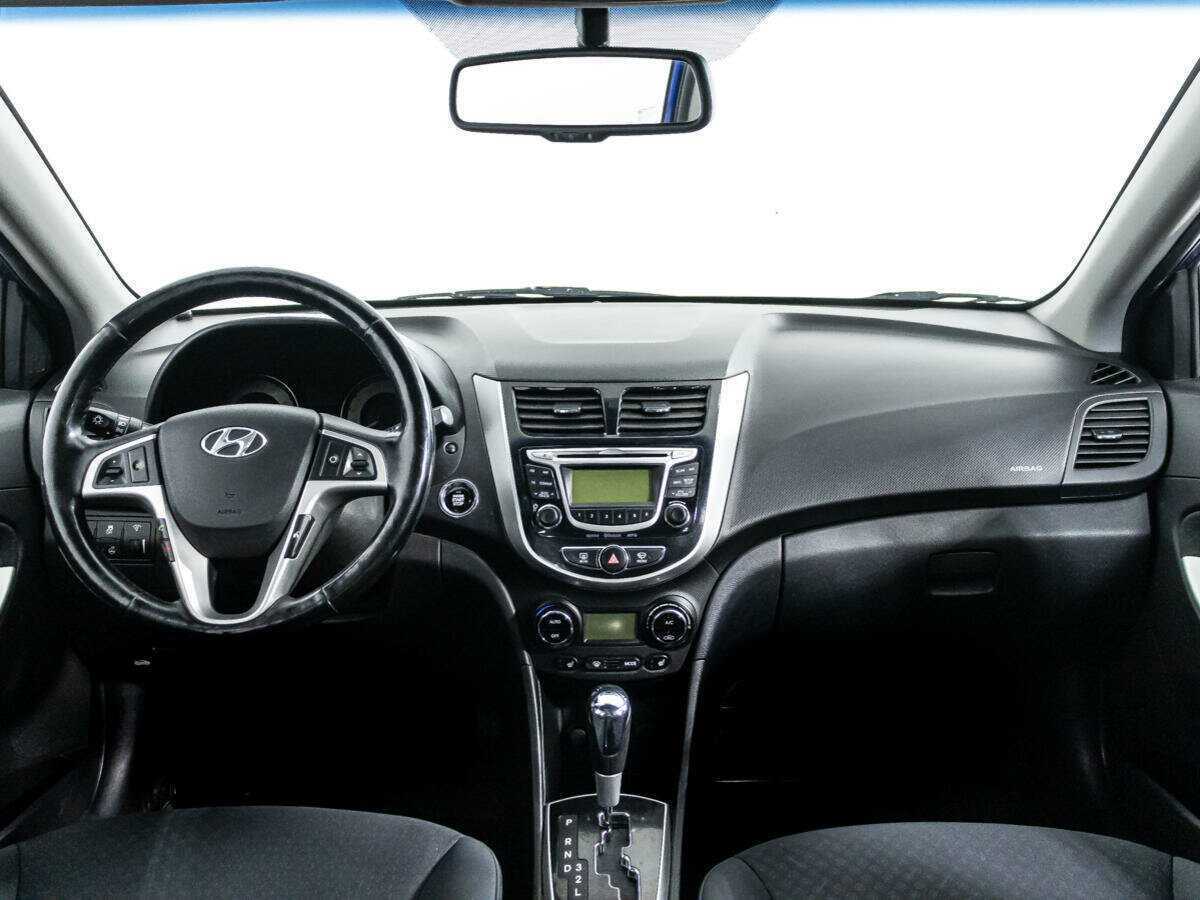 Купить Hyundai Solaris с пробегом. Фото: #12