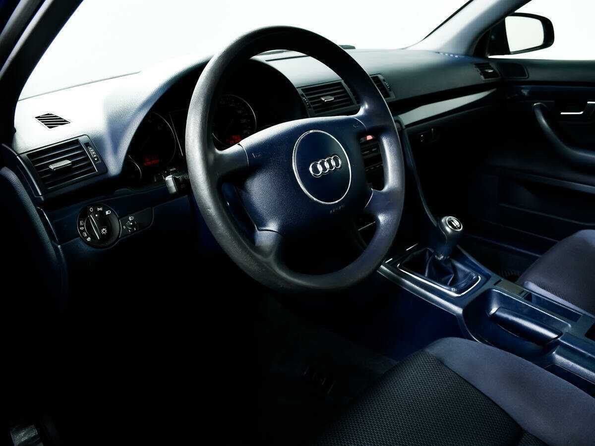 Купить Audi A4 с пробегом. Фото: #12