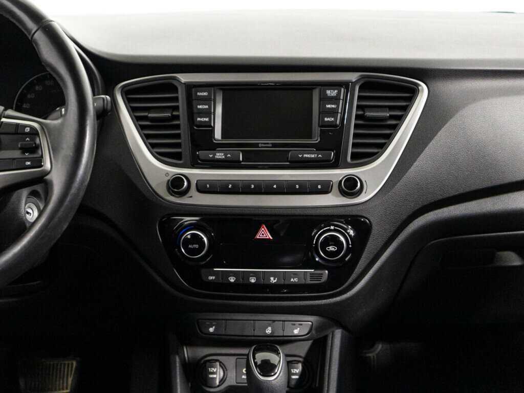 Купить Hyundai Solaris с пробегом. Фото: #13