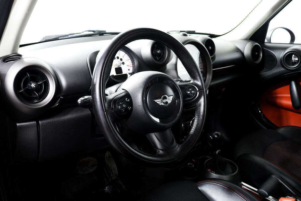 Купить Mini Countryman с пробегом. Фото: #12