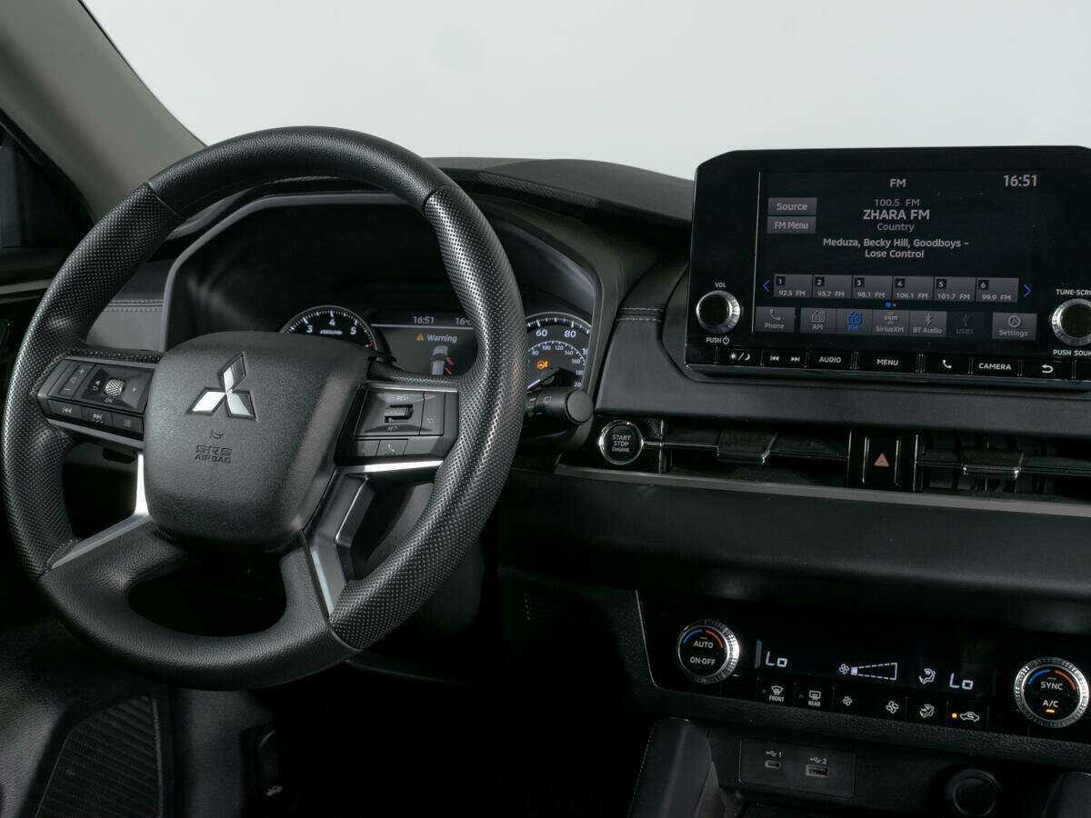 Купить Mitsubishi Outlander с пробегом. Фото: #10