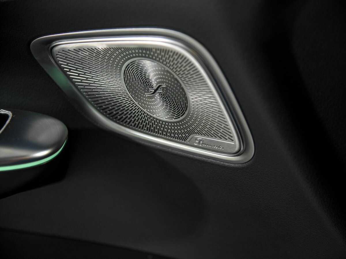 Купить Mercedes-Benz GLC AMG с пробегом. Фото: #18