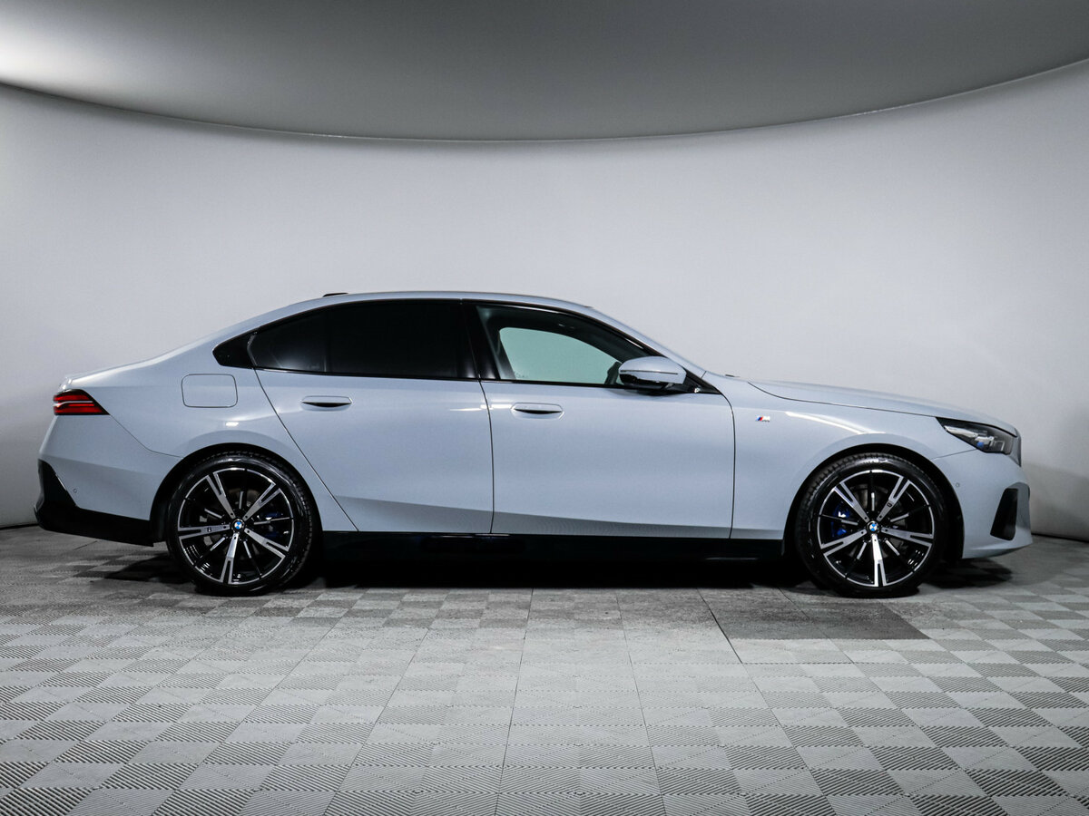 Купить BMW 5 серии с пробегом. Фото: #3