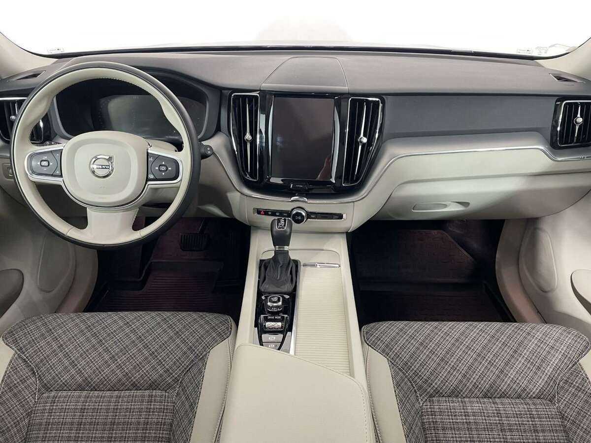 Купить Volvo XC60 с пробегом. Фото: #6