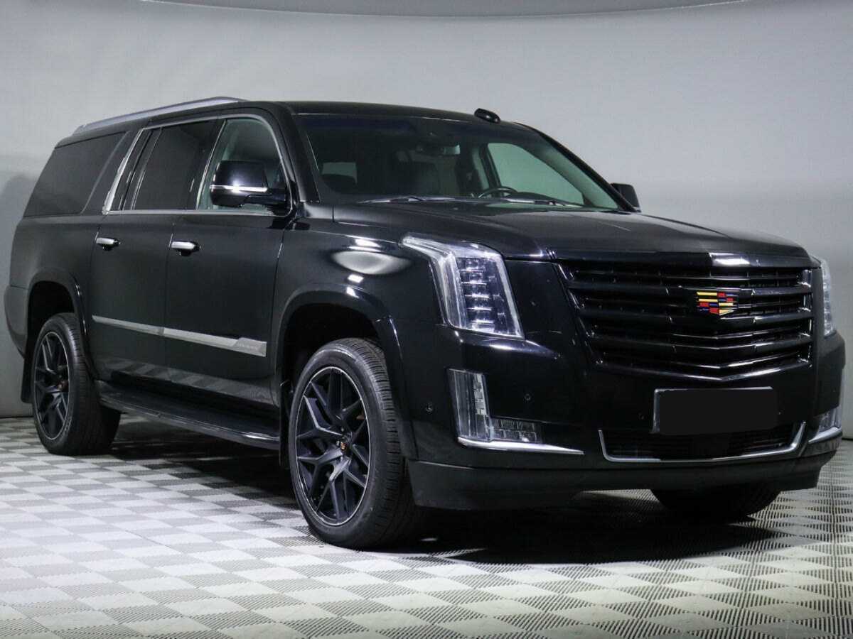 Купить Cadillac Escalade с пробегом. Фото: #1