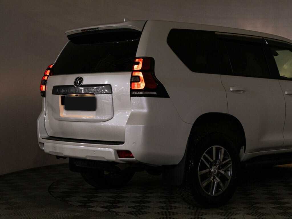 Купить Toyota Land Cruiser Prado с пробегом. Фото: #20