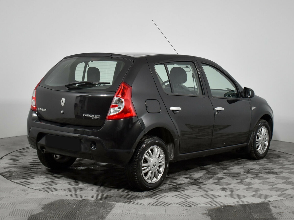 Купить Renault Sandero с пробегом. Фото: #4