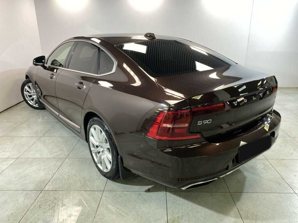 Купить Volvo S90 с пробегом. Фото: #4