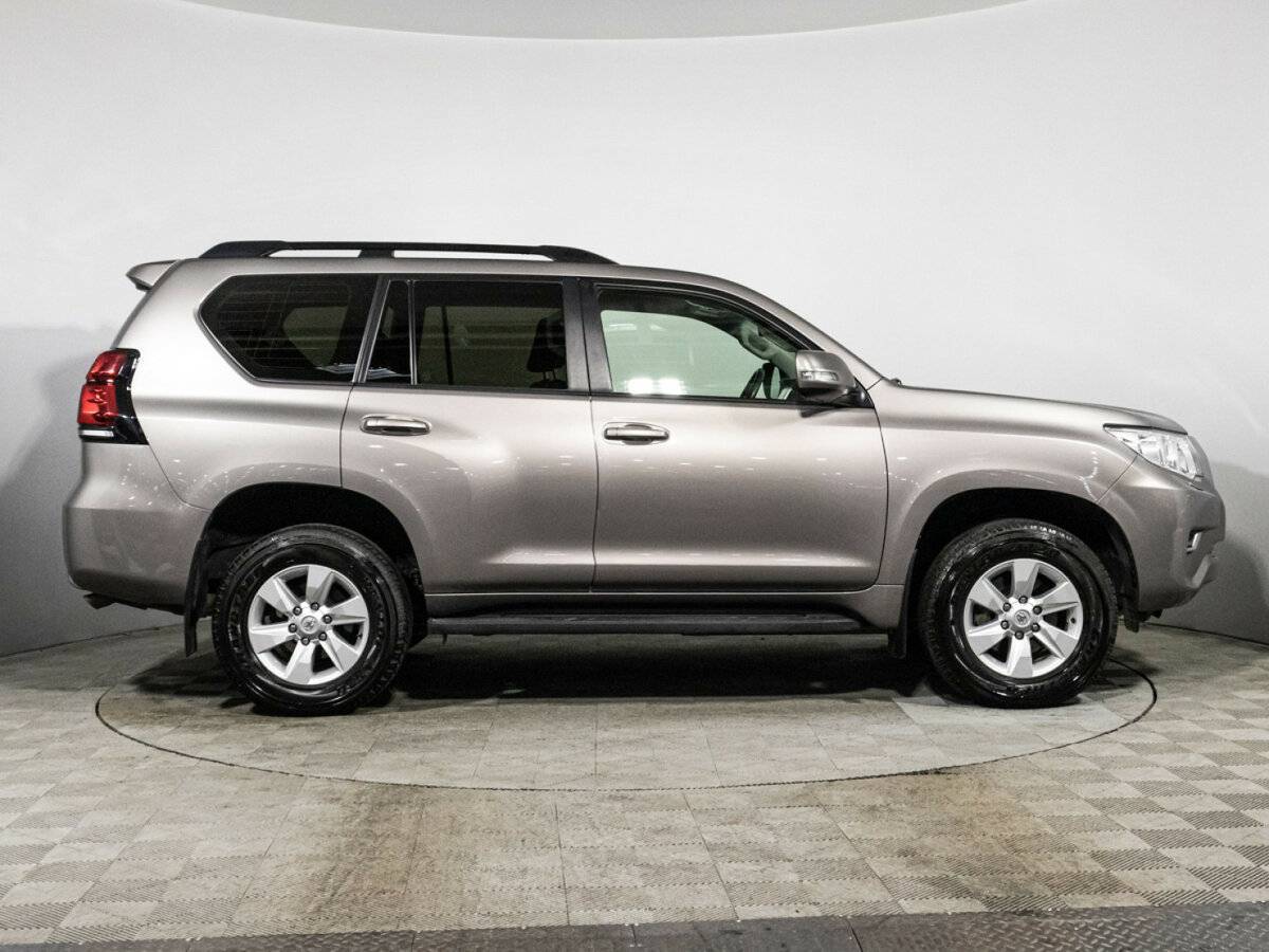 Купить Toyota Land Cruiser Prado с пробегом. Фото: #3