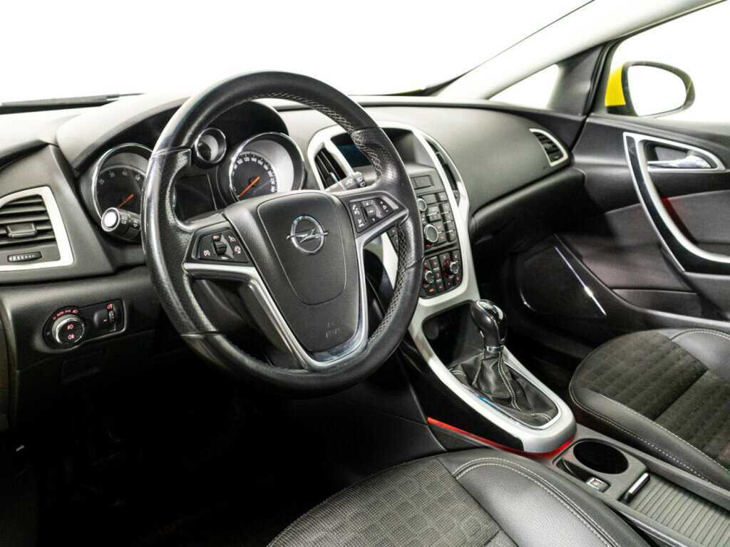 Купить Opel Astra с пробегом. Фото: #10