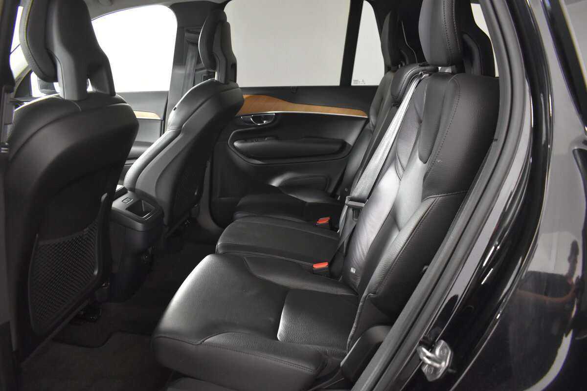 Купить Volvo XC90 с пробегом. Фото: #9