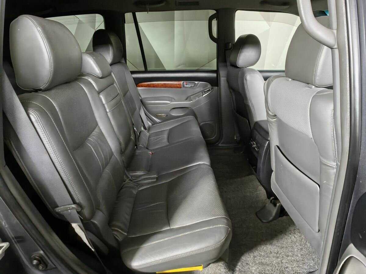 Купить Toyota Land Cruiser Prado с пробегом. Фото: #11