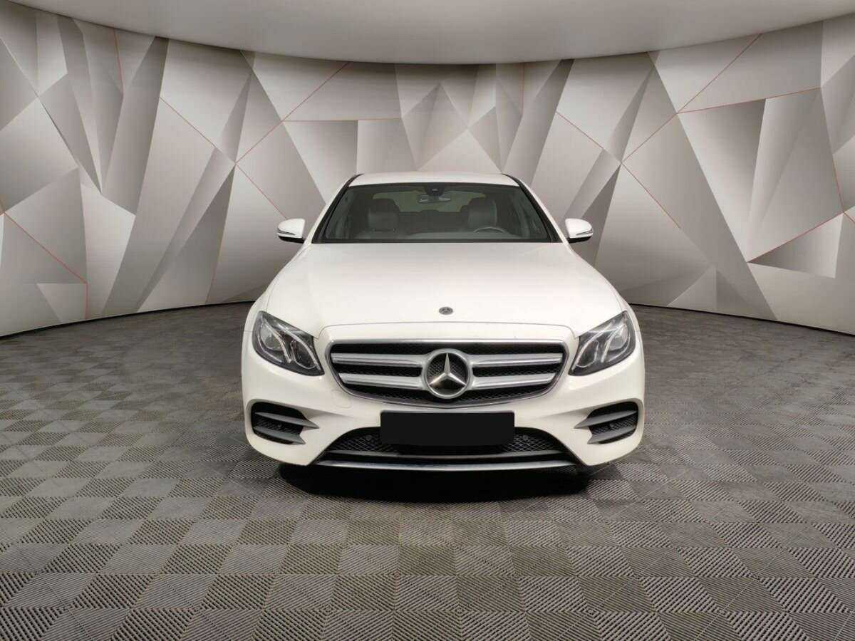 Купить Mercedes-Benz E-Класс с пробегом. Фото: #6
