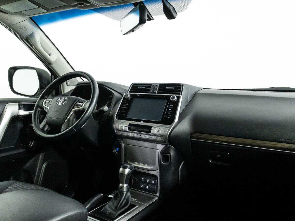 Купить Toyota Land Cruiser Prado с пробегом. Фото: #6