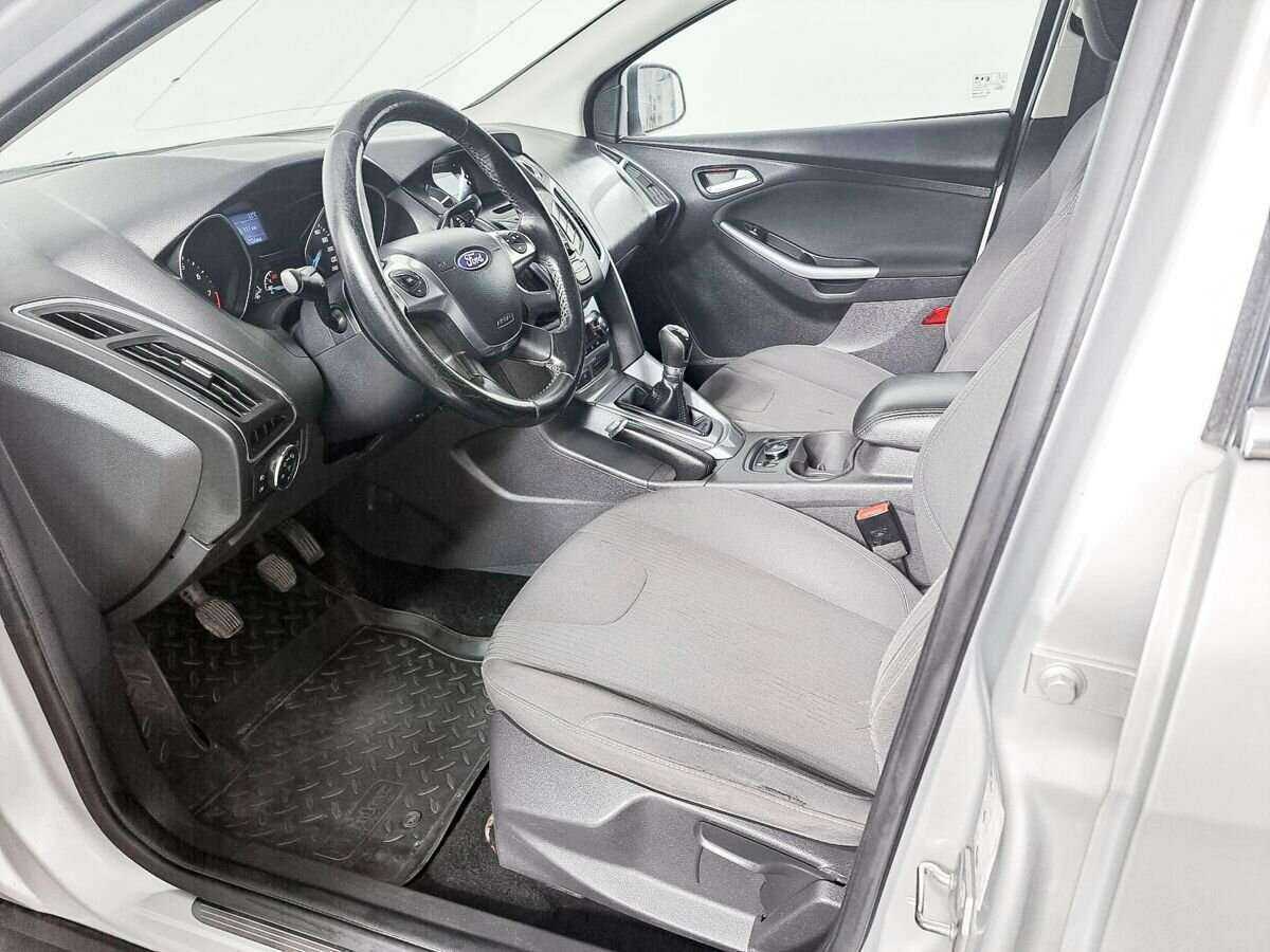 Купить Ford Focus с пробегом. Фото: #13