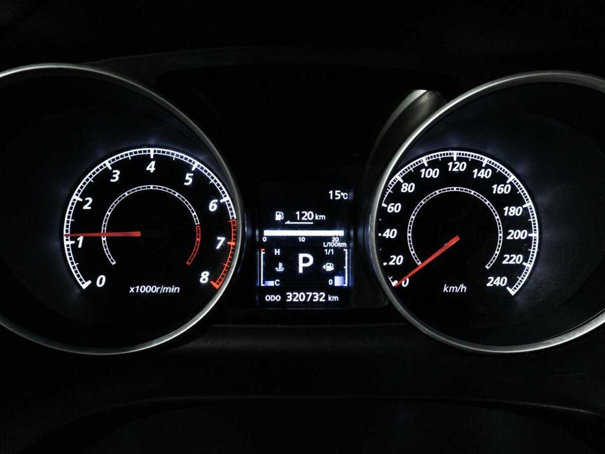 Купить Mitsubishi Outlander с пробегом. Фото: #11