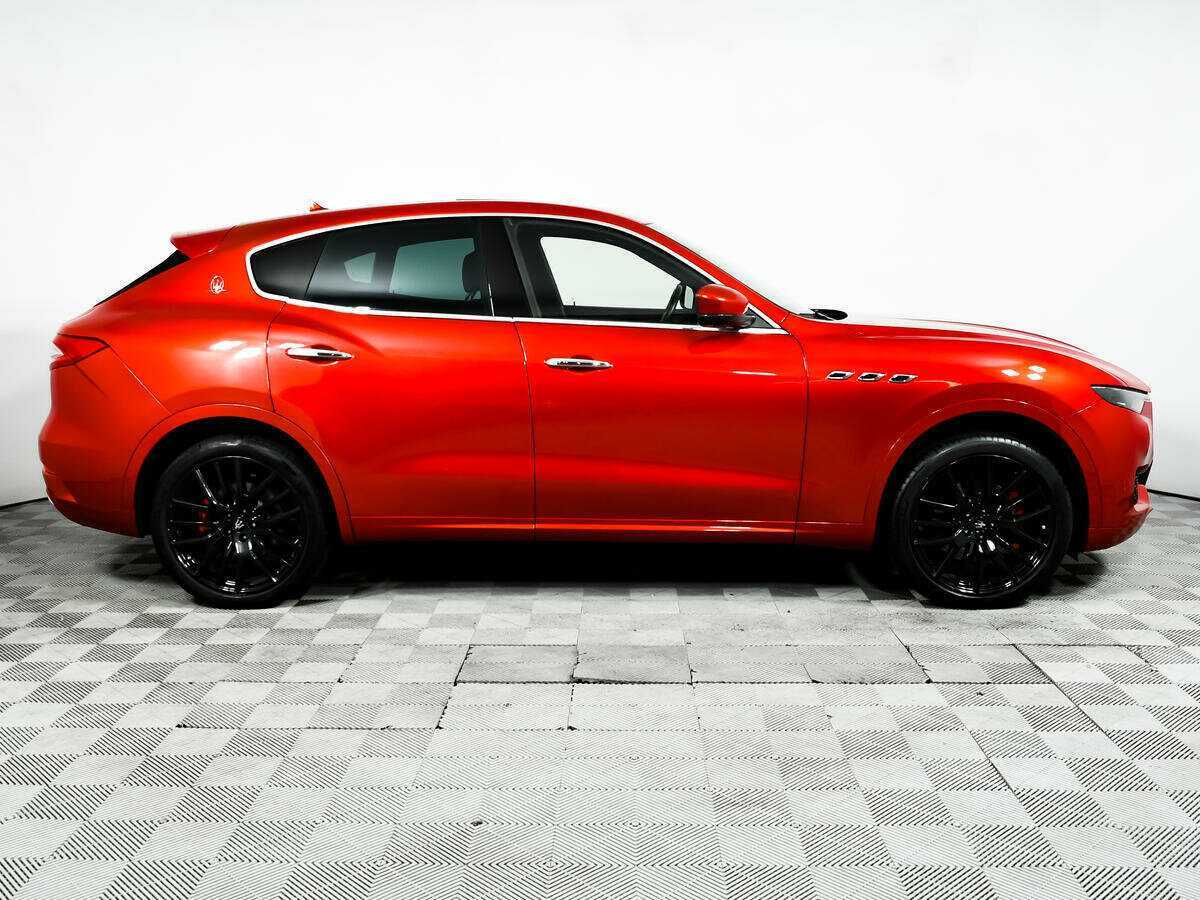 Купить Maserati Levante с пробегом. Фото: #3