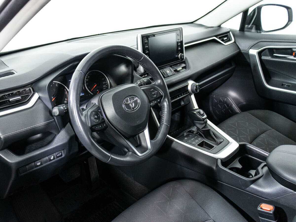 Купить Toyota RAV4 с пробегом. Фото: #10