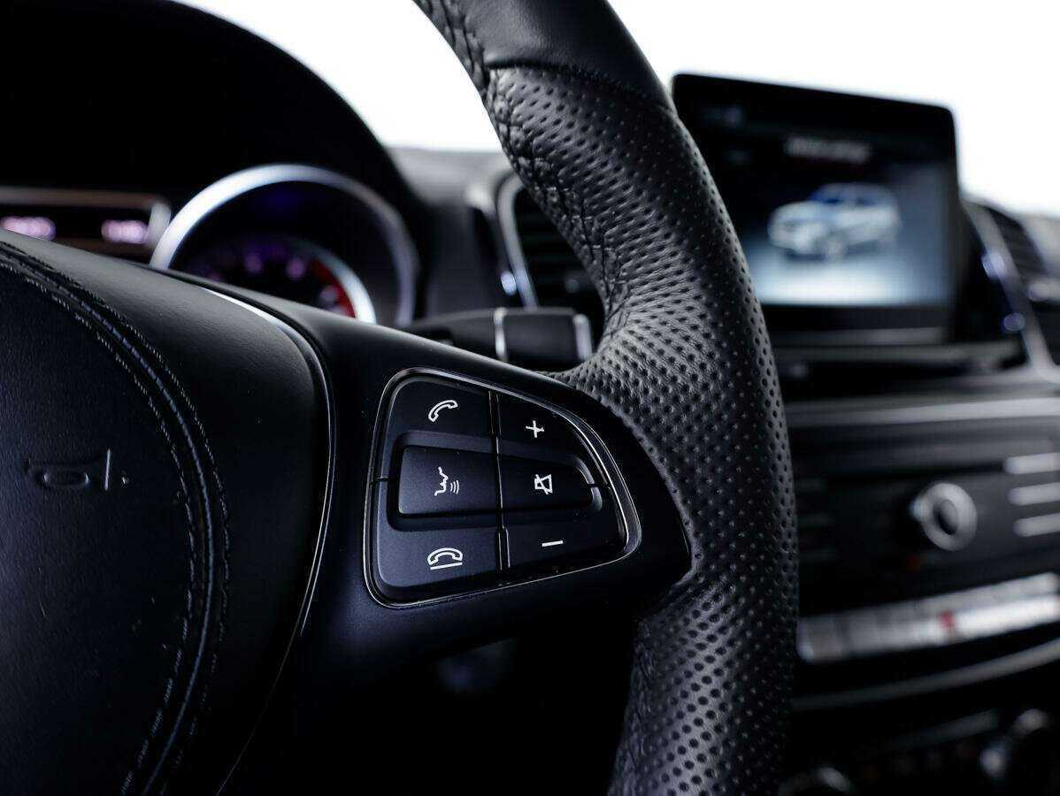 Купить Mercedes-Benz GLS с пробегом. Фото: #16